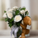 toma la imagen adjunta como base y genera vpvuej